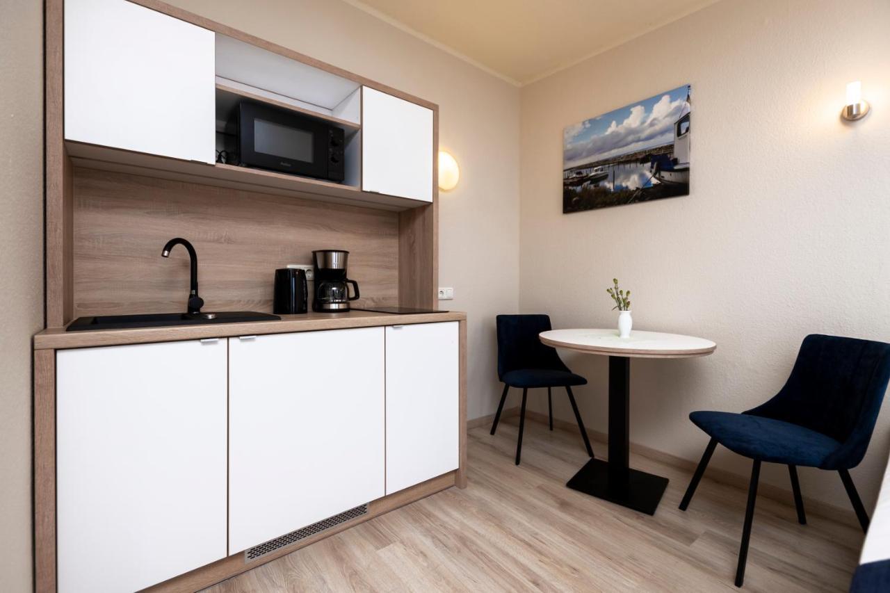 Aparthotel Stralsund Studios Und Apartments Екстериор снимка