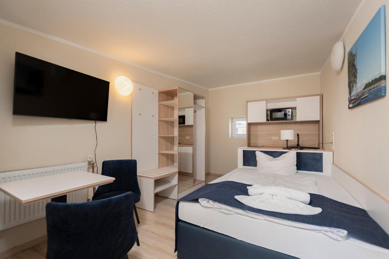 Aparthotel Stralsund Studios Und Apartments Екстериор снимка