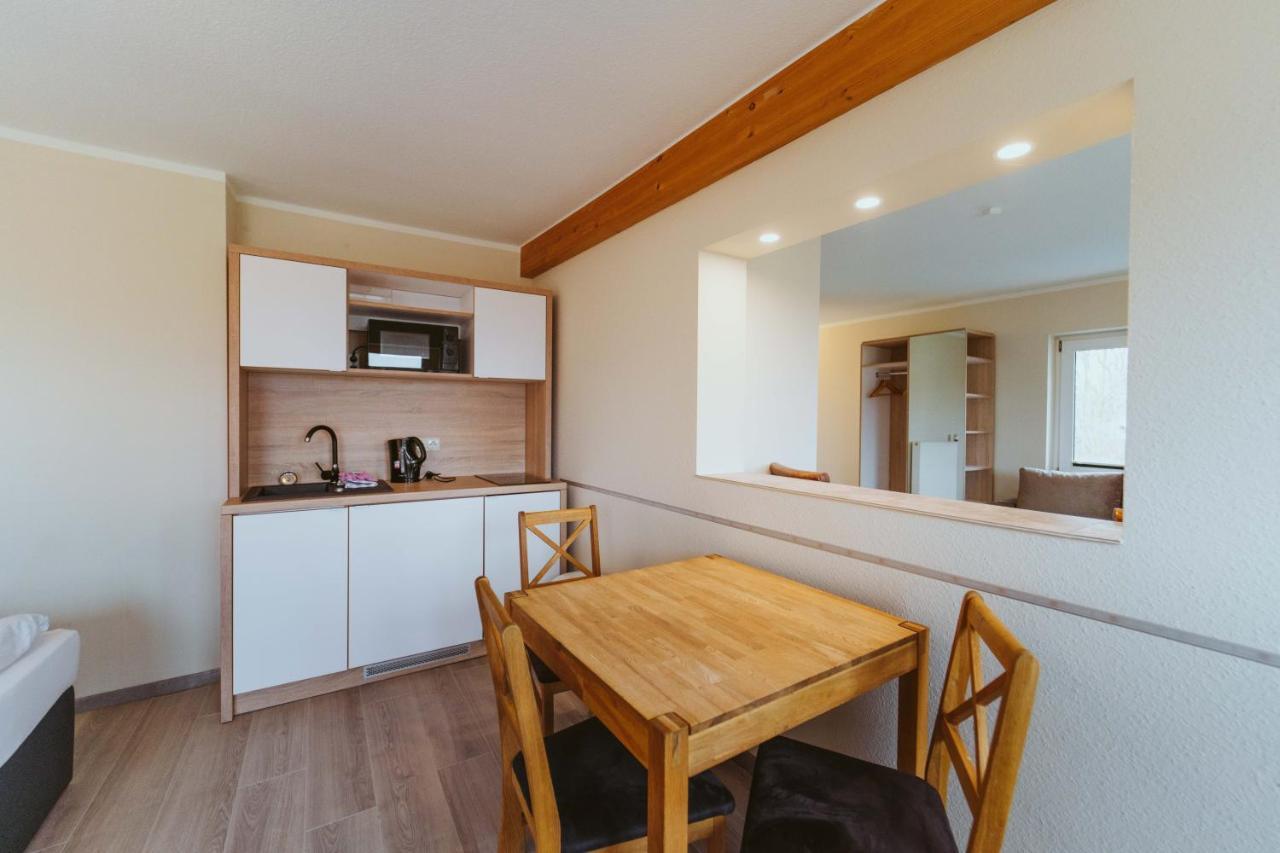 Aparthotel Stralsund Studios Und Apartments Екстериор снимка