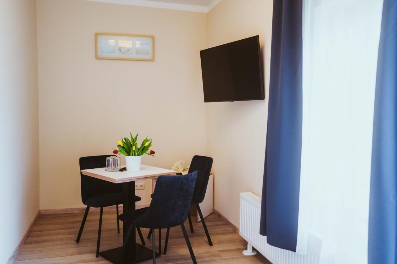 Aparthotel Stralsund Studios Und Apartments Екстериор снимка