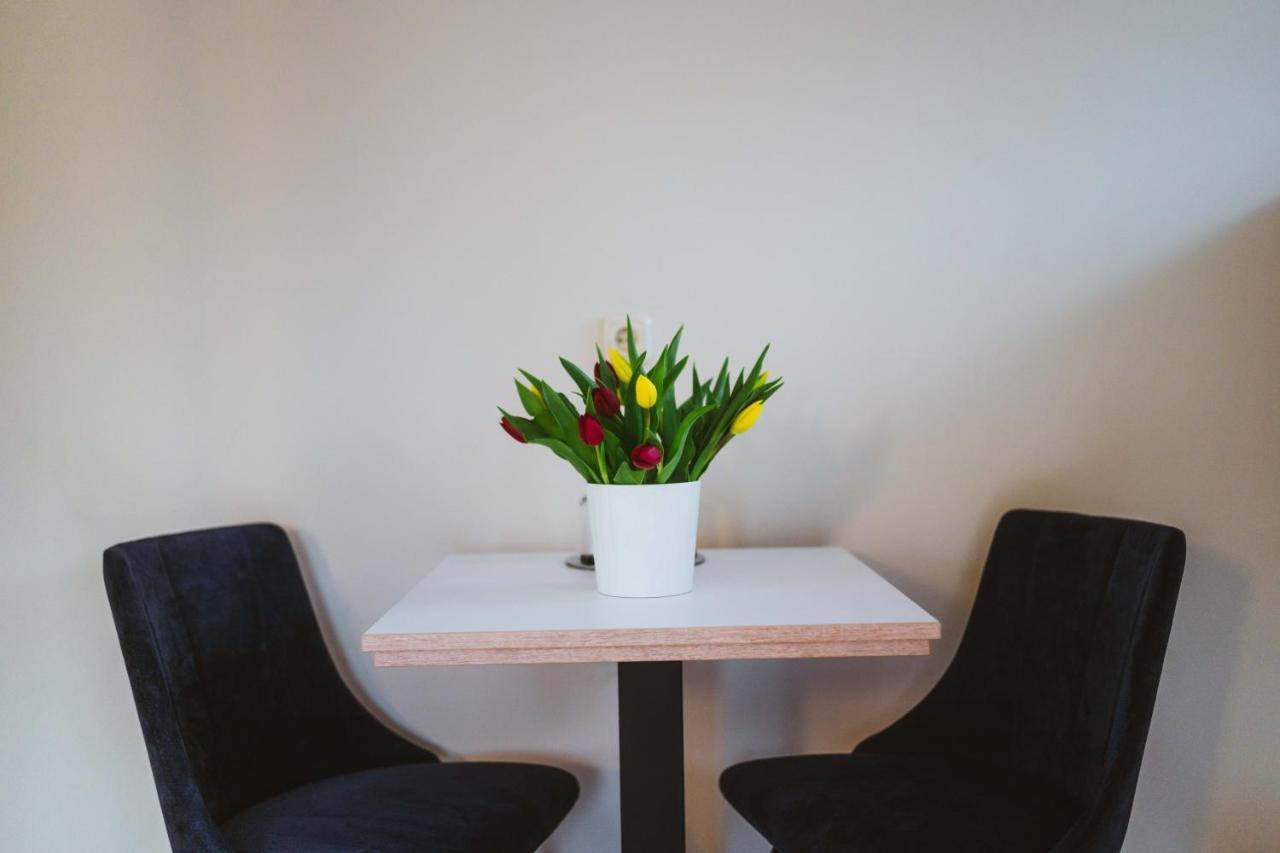 Aparthotel Stralsund Studios Und Apartments Екстериор снимка