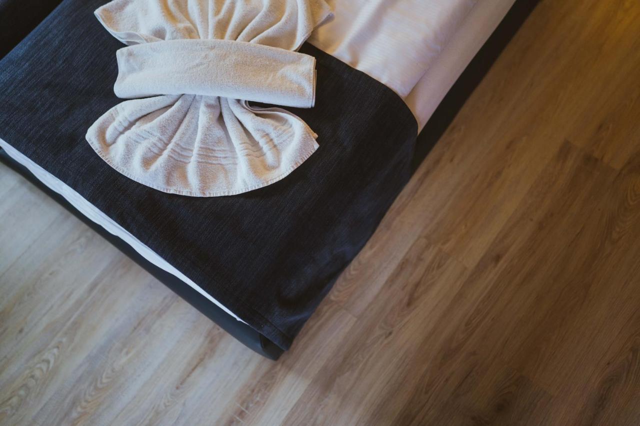 Aparthotel Stralsund Studios Und Apartments Екстериор снимка